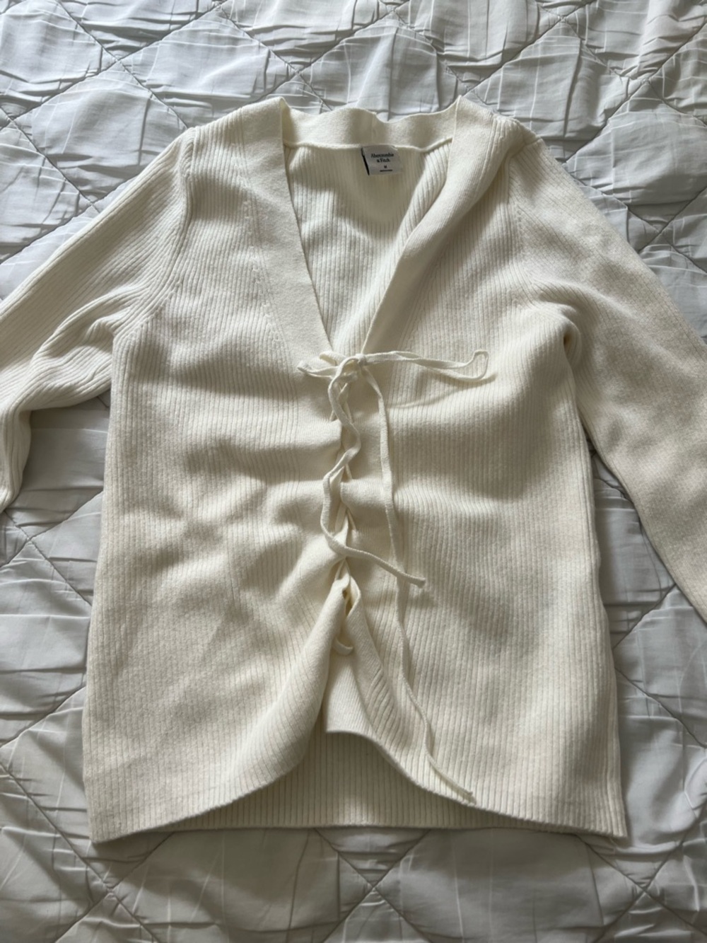 Abercrombie & Fitch Elevated Knit Slim Lace-Up Cardigan